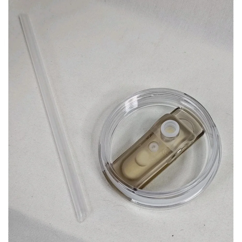 New STANLEY Quencher ProTour H2.0 Tumbler with Handle and Straw 40 oz Cream - Picture 6 of 9